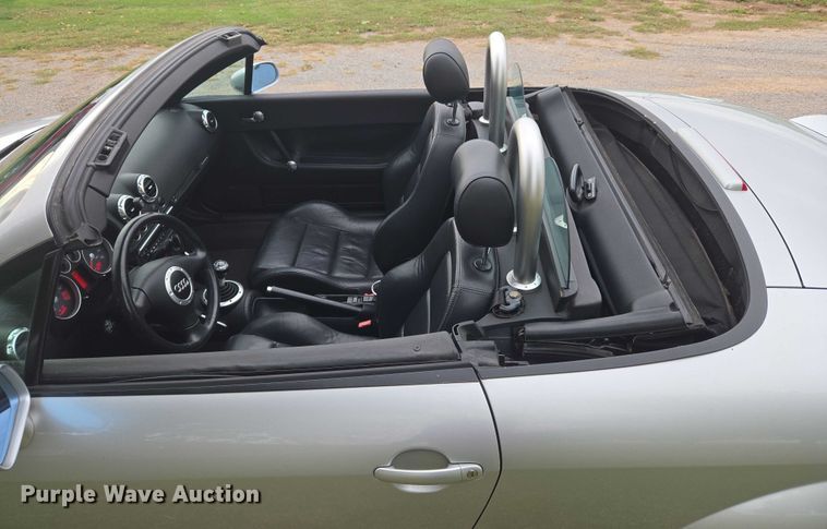 image for item EU3670 2003 Audi TT convertible