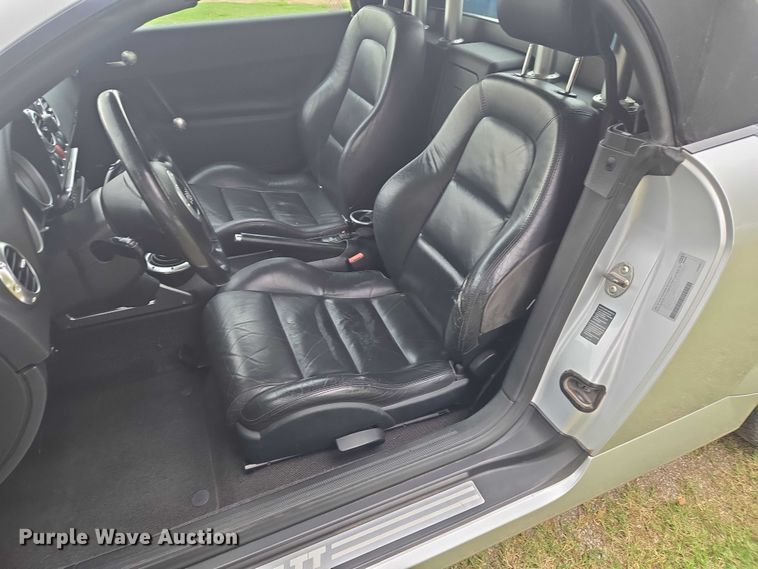 image for item EU3670 2003 Audi TT convertible