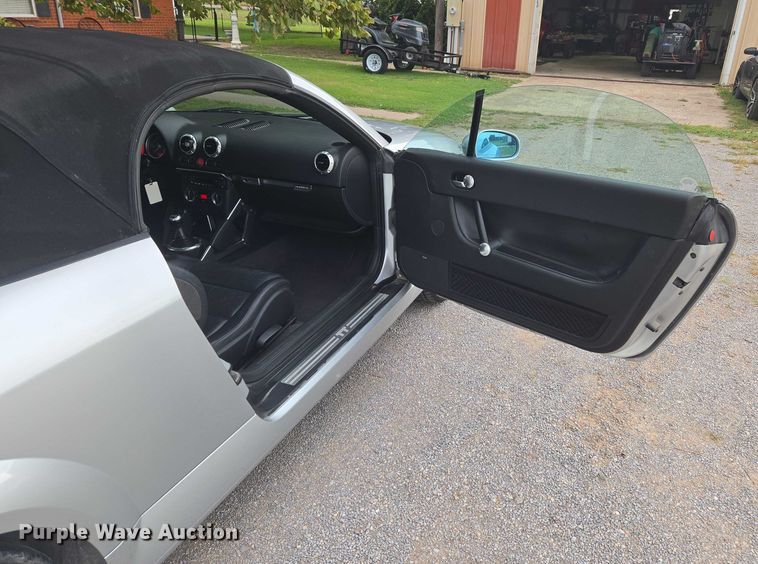 image for item EU3670 2003 Audi TT convertible