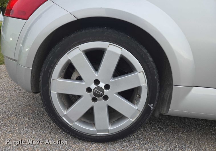 image for item EU3670 2003 Audi TT convertible