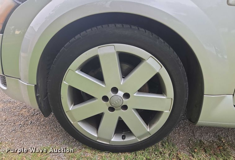 image for item EU3670 2003 Audi TT convertible