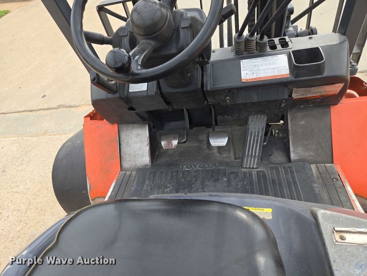 image for item EU3696 Toyota 7FDU35 forklift