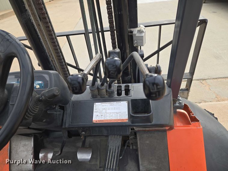 image for item EU3696 Toyota 7FDU35 forklift