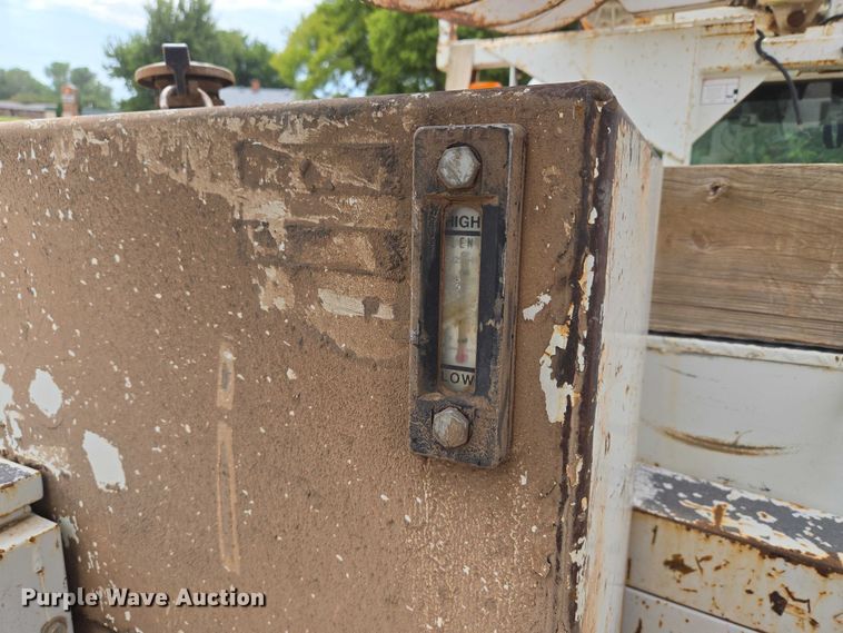 image for item EU3699 2003 International 7400 digger derrick truck