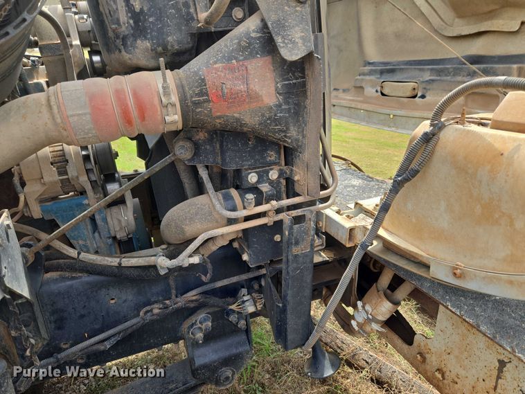 image for item EU3699 2003 International 7400 digger derrick truck