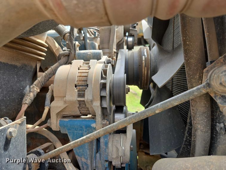 image for item EU3699 2003 International 7400 digger derrick truck