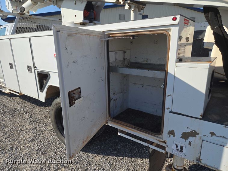 image for item EU3700 2016 RAM 5500 bucket truck