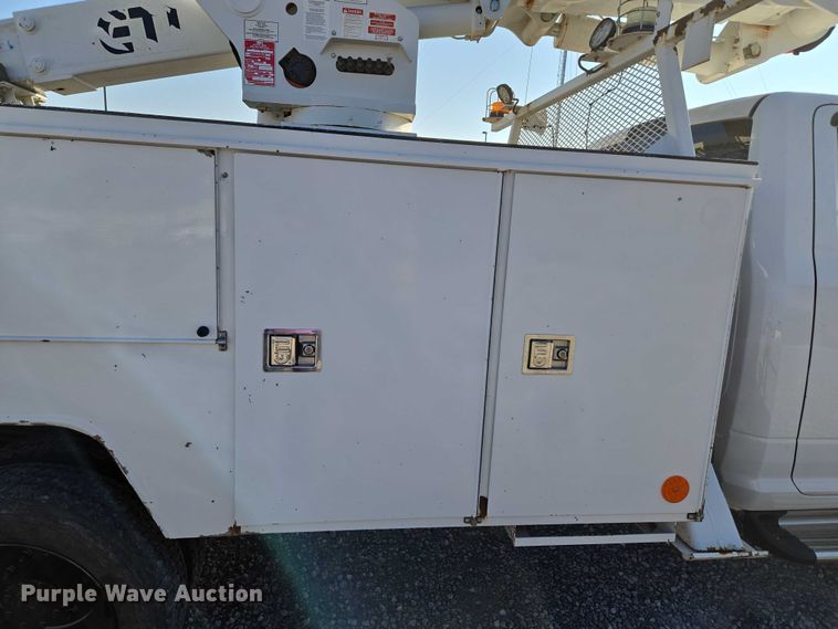 image for item EU3700 2016 RAM 5500 bucket truck