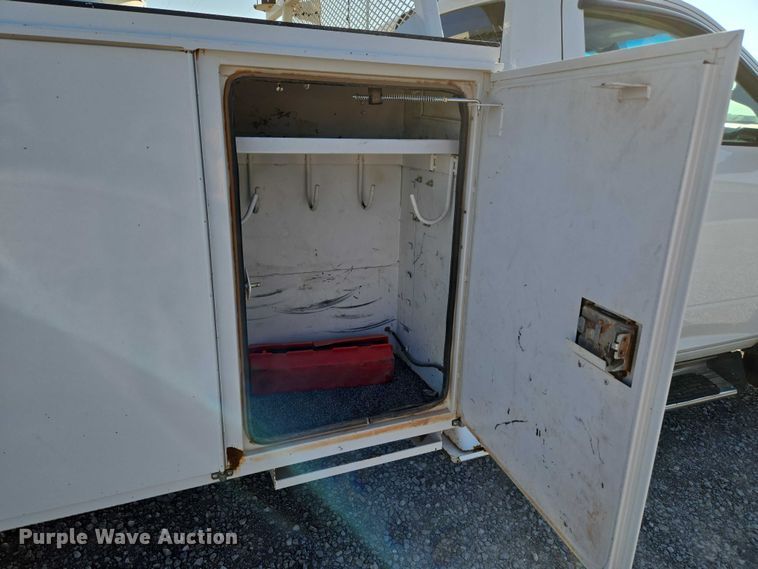 image for item EU3700 2016 RAM 5500 bucket truck