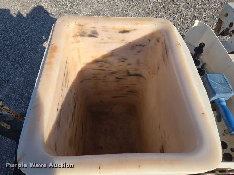 image for item EU3700 2016 RAM 5500 bucket truck