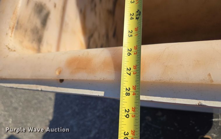 image for item EU3700 2016 RAM 5500 bucket truck