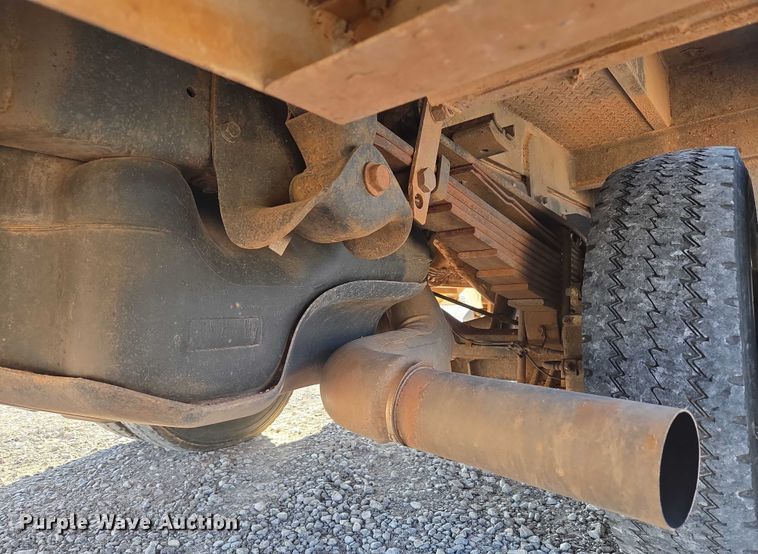 image for item EU3700 2016 RAM 5500 bucket truck