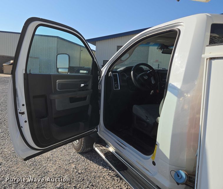 image for item EU3700 2016 RAM 5500 bucket truck