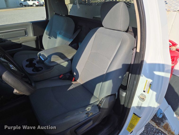 image for item EU3700 2016 RAM 5500 bucket truck