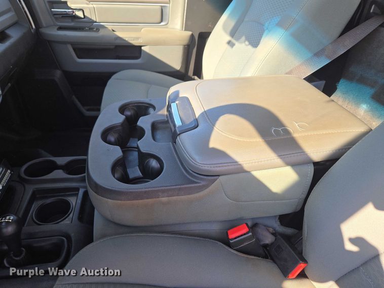 image for item EU3700 2016 RAM 5500 bucket truck