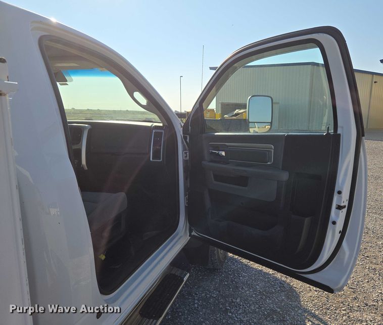 image for item EU3700 2016 RAM 5500 bucket truck