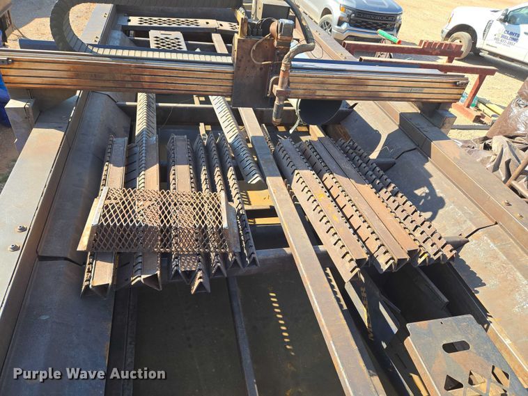 image for item EU3703 Messer plasma cutting table