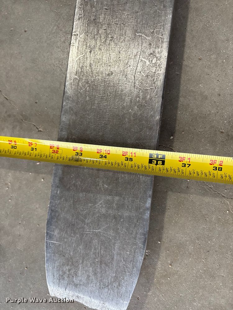 image for item EU4615 Toyota 42-6FGCU25 forklift