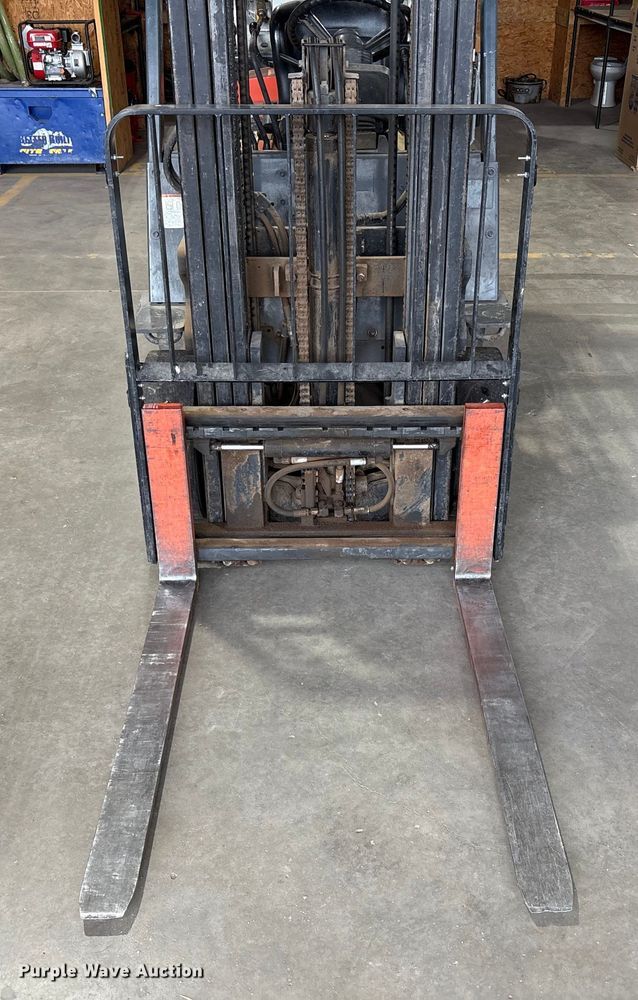 image for item EU4615 Toyota 42-6FGCU25 forklift