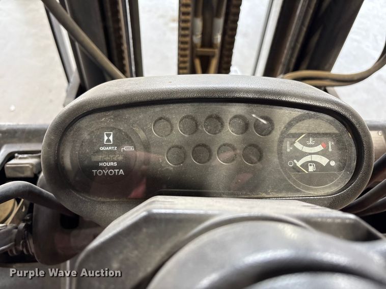 image for item EU4615 Toyota 42-6FGCU25 forklift