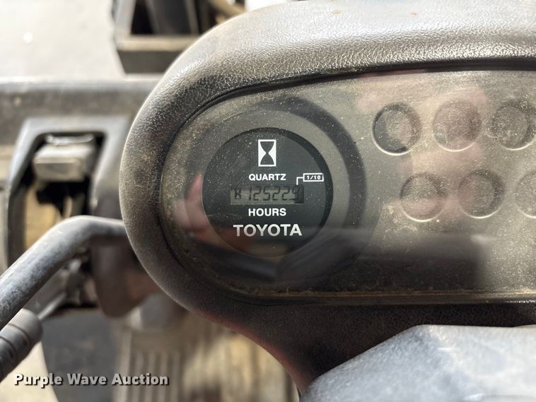 image for item EU4615 Toyota 42-6FGCU25 forklift