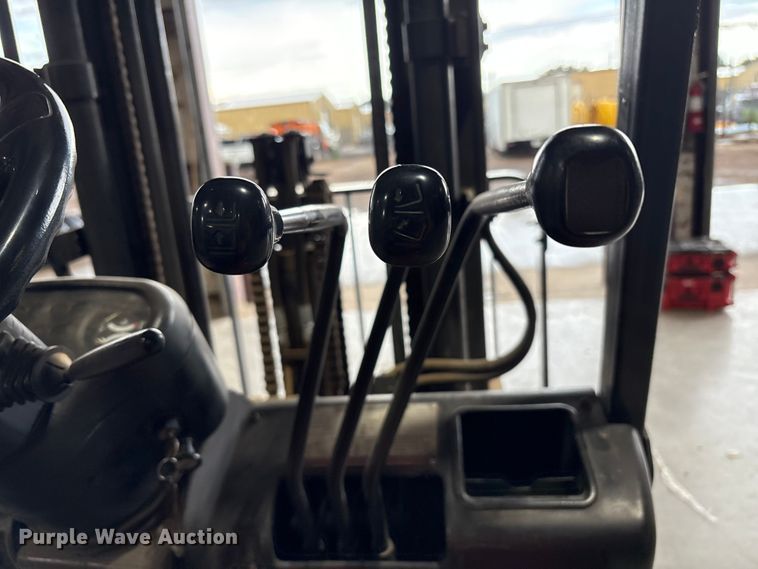 image for item EU4615 Toyota 42-6FGCU25 forklift