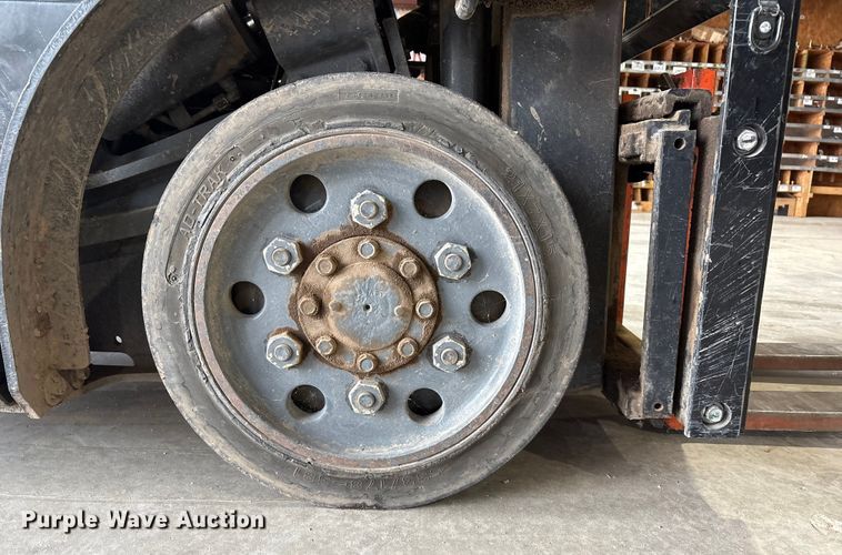 image for item EU4615 Toyota 42-6FGCU25 forklift