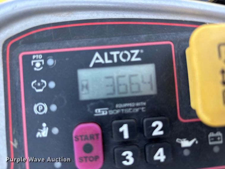 image for item EU4623 Altoz 766 ZTR lawn mower