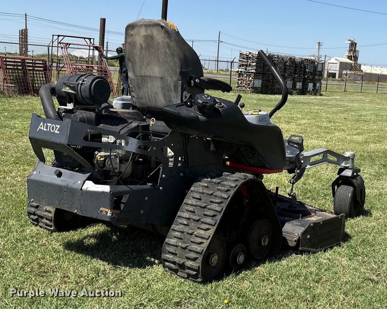 image for item EU4624 Altoz TRX 766i ZTR lawn mower