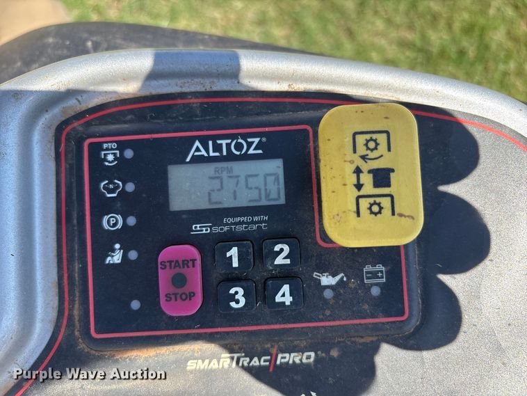 image for item EU4624 Altoz TRX 766i ZTR lawn mower