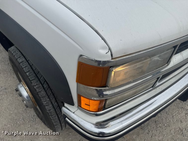 image for item EV1749 1998 Chevrolet  K3500 Crew Cab pickup truck