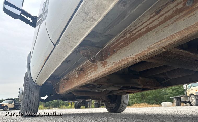 image for item EV1749 1998 Chevrolet  K3500 Crew Cab pickup truck