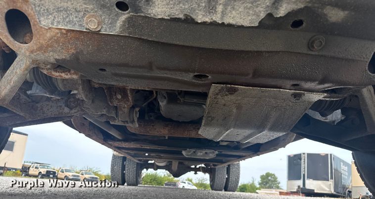 image for item EV1749 1998 Chevrolet  K3500 Crew Cab pickup truck