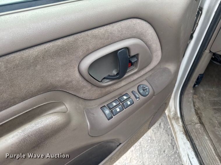 image for item EV1749 1998 Chevrolet  K3500 Crew Cab pickup truck