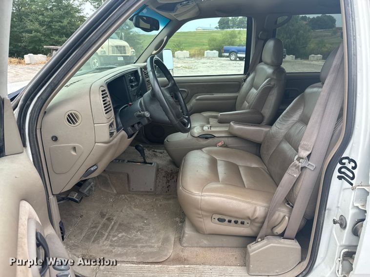 image for item EV1749 1998 Chevrolet  K3500 Crew Cab pickup truck