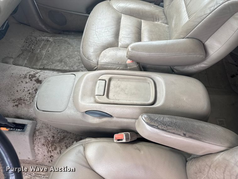 image for item EV1749 1998 Chevrolet  K3500 Crew Cab pickup truck