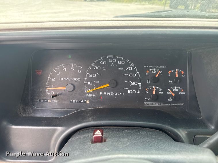 image for item EV1749 1998 Chevrolet  K3500 Crew Cab pickup truck