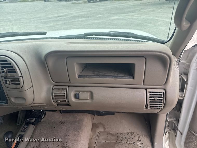 image for item EV1749 1998 Chevrolet  K3500 Crew Cab pickup truck