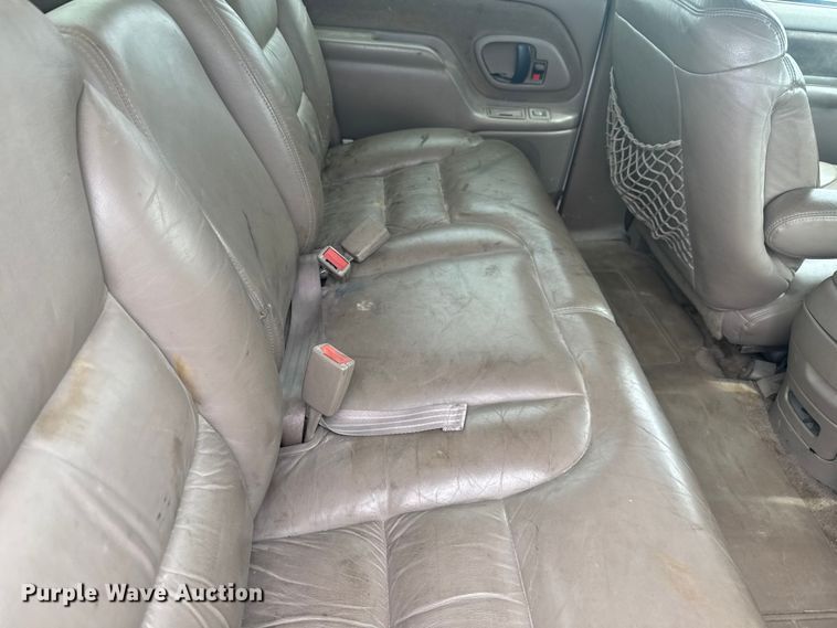 image for item EV1749 1998 Chevrolet  K3500 Crew Cab pickup truck