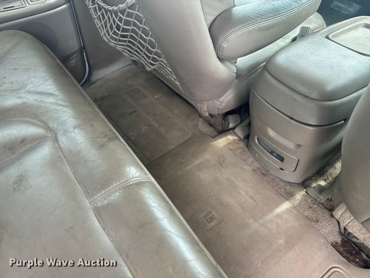 image for item EV1749 1998 Chevrolet  K3500 Crew Cab pickup truck