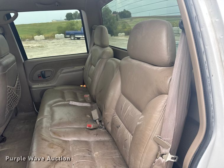 image for item EV1749 1998 Chevrolet  K3500 Crew Cab pickup truck