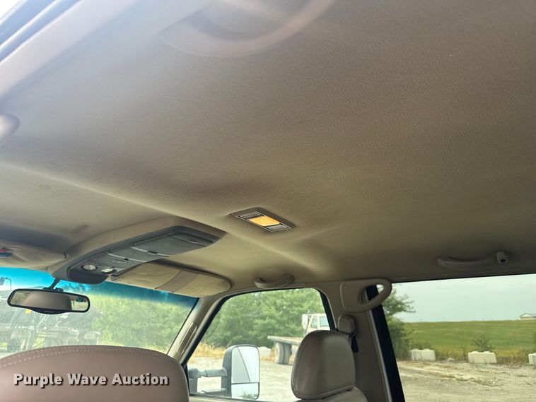 image for item EV1749 1998 Chevrolet  K3500 Crew Cab pickup truck