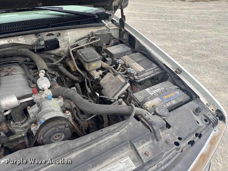 image for item EV1749 1998 Chevrolet  K3500 Crew Cab pickup truck