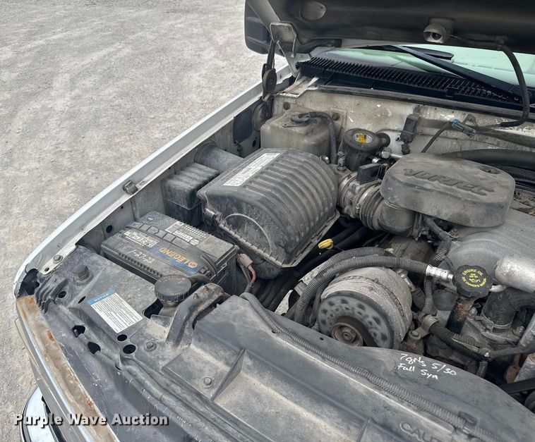 image for item EV1749 1998 Chevrolet  K3500 Crew Cab pickup truck