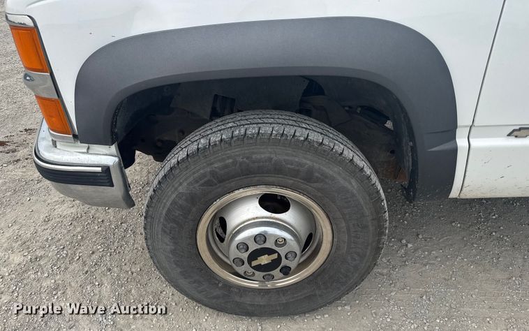 image for item EV1749 1998 Chevrolet  K3500 Crew Cab pickup truck