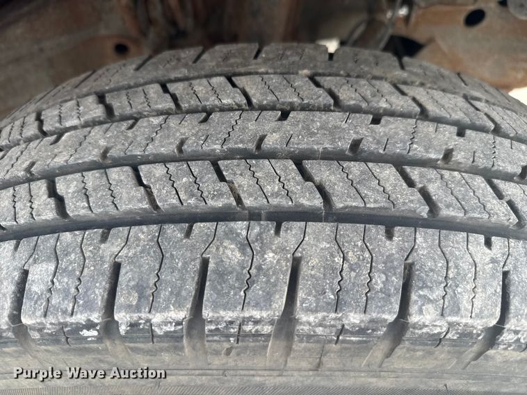 image for item EV1749 1998 Chevrolet  K3500 Crew Cab pickup truck