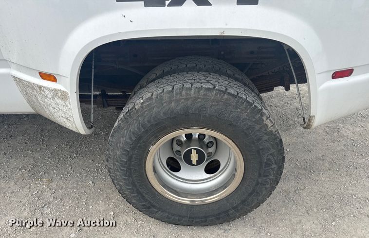 image for item EV1749 1998 Chevrolet  K3500 Crew Cab pickup truck