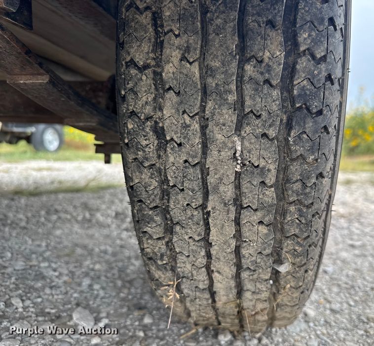 image for item EV1753 2011 Maxey utility trailer