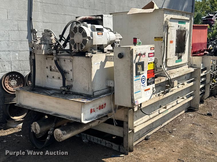 image for item EV1833 Balemaster 1772-A horizontal baler