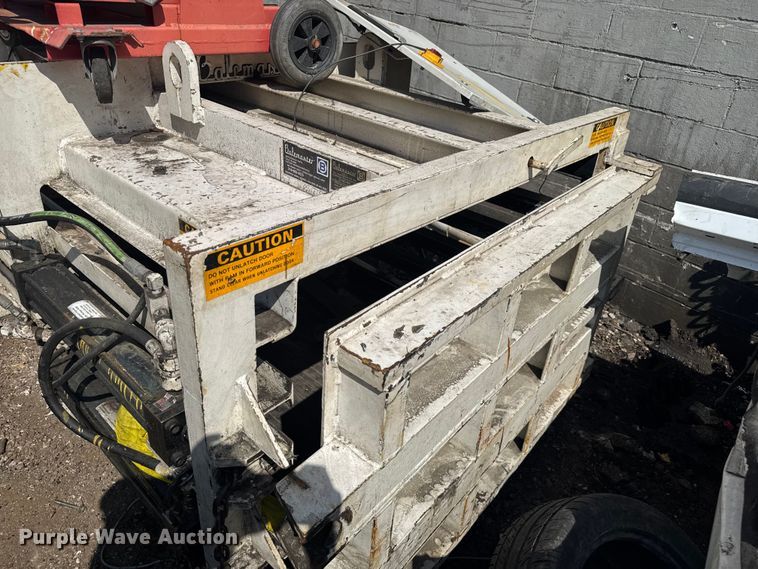 image for item EV1833 Balemaster 1772-A horizontal baler